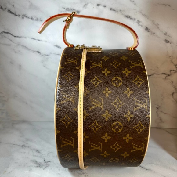 Louis Vuitton Hat Box 30 bag Boite Chapeau vintage monogram LV trunk New Leather - Picture 10 of 14